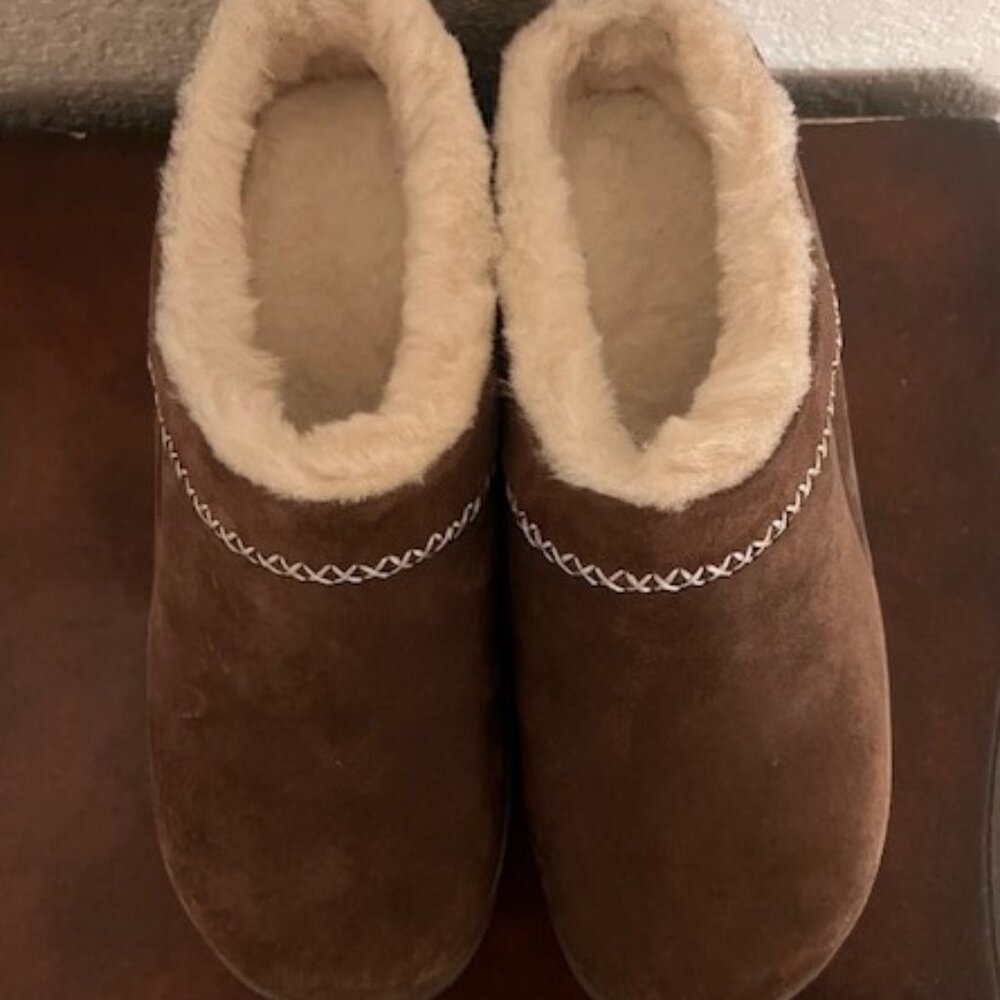 MERRELL Brown Tan Suede Echo Ice Cozy Faux Shearling Lined Slip On Shoes 6 - Picture 2 of 3